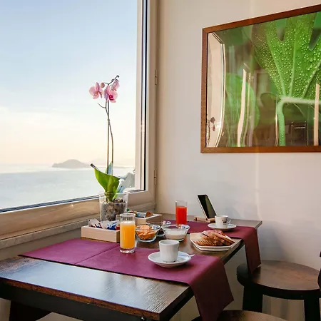 فندق Mini - Angolo Di Paradiso - يوتْسْوولْ