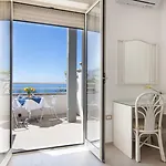 فندق Mini - Angolo Di Paradiso - يوتْسْوولْ