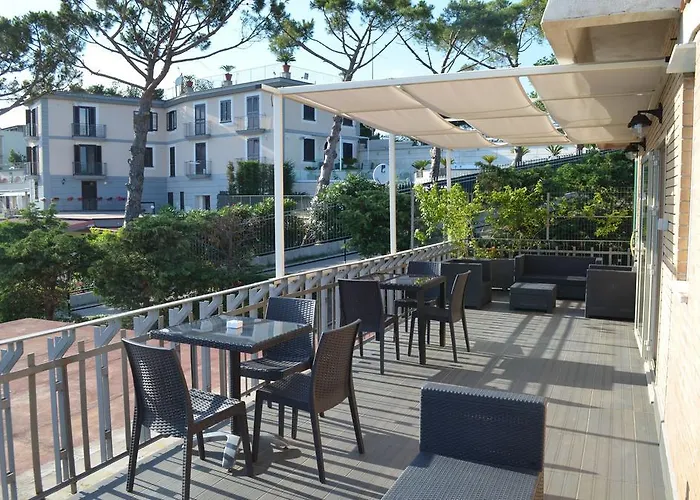 Mini - Angolo Di Paradiso -