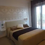Mini - Angolo Di Paradiso -