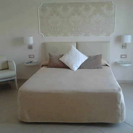 Mini - Angolo Di Paradiso - Hotel