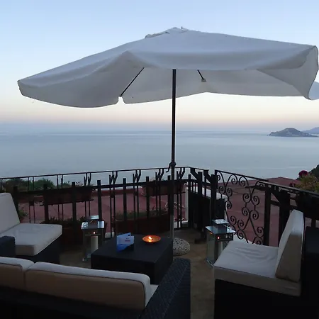 Mini - Angolo Di Paradiso - Hotel 3*