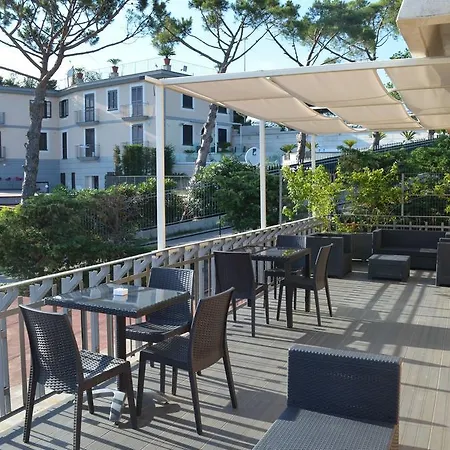 Mini - Angolo Di Paradiso -