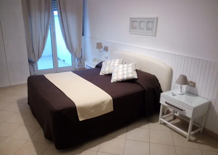 Hotel Mini - Angolo Di Paradiso - 3*